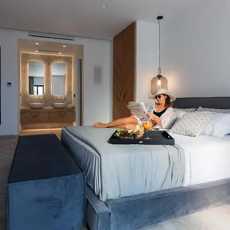 Milestones Naxos Maragkas