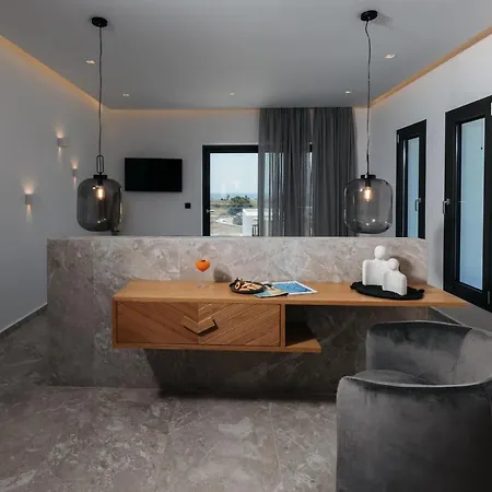 Milestones Naxos فندق 5*