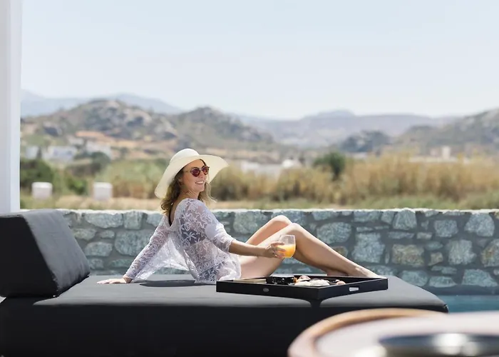 Ξενοδοχείο Milestones Naxos 5*