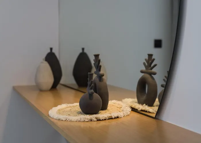 Milestones Naxos 5* Maragkas