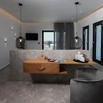 Milestones Naxos Hotell 5*