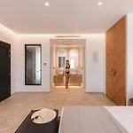 Milestones Naxos Hotell 5*