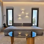 Milestones Naxos Hotell