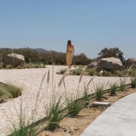 Ξενοδοχείο Milestones Naxos