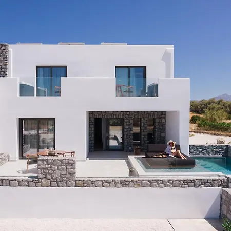 Milestones Naxos Ξενοδοχείο 5*