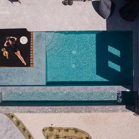 Milestones Naxos Ξενοδοχείο 5*