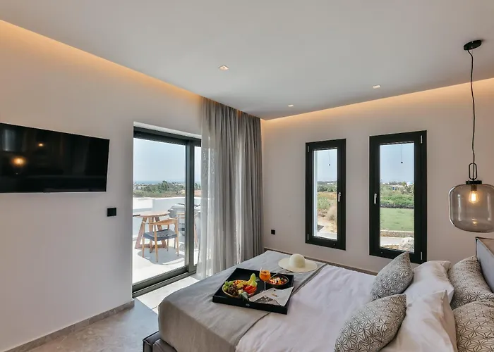 Milestones Naxos Maragkas