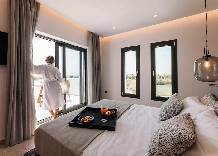 Milestones Naxos Hotel 5*