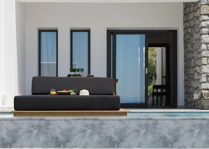 Milestones Naxos Hotel 5*