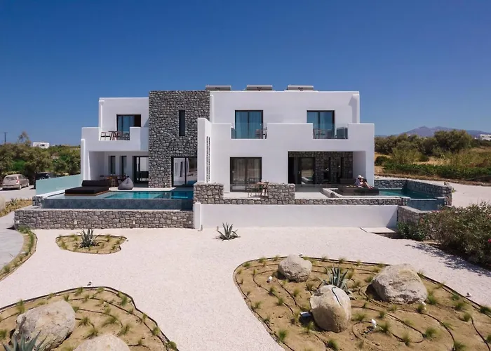 Milestones Naxos Maragkas